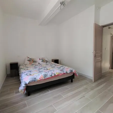 Maison De Village Avec Terrasse Proche Plages Vakantiehuis Lespignan