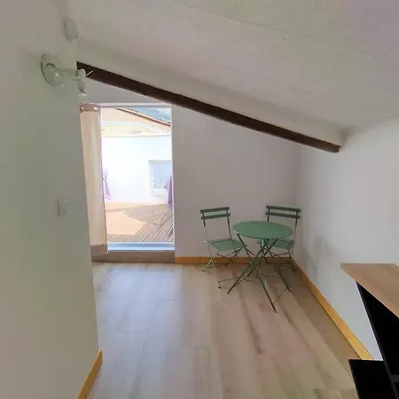 Maison De Village Avec Terrasse Proche Plages Lespignan
