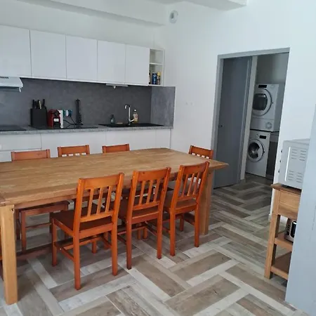 Maison Familiale 8 Pers - Calme Centre Village - Terrasse Tropezienne Proche Plages Holiday home Lespignan